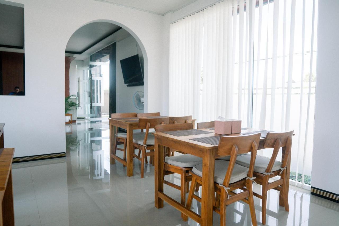 Christika Homestay Labuan Bajo Εξωτερικό φωτογραφία