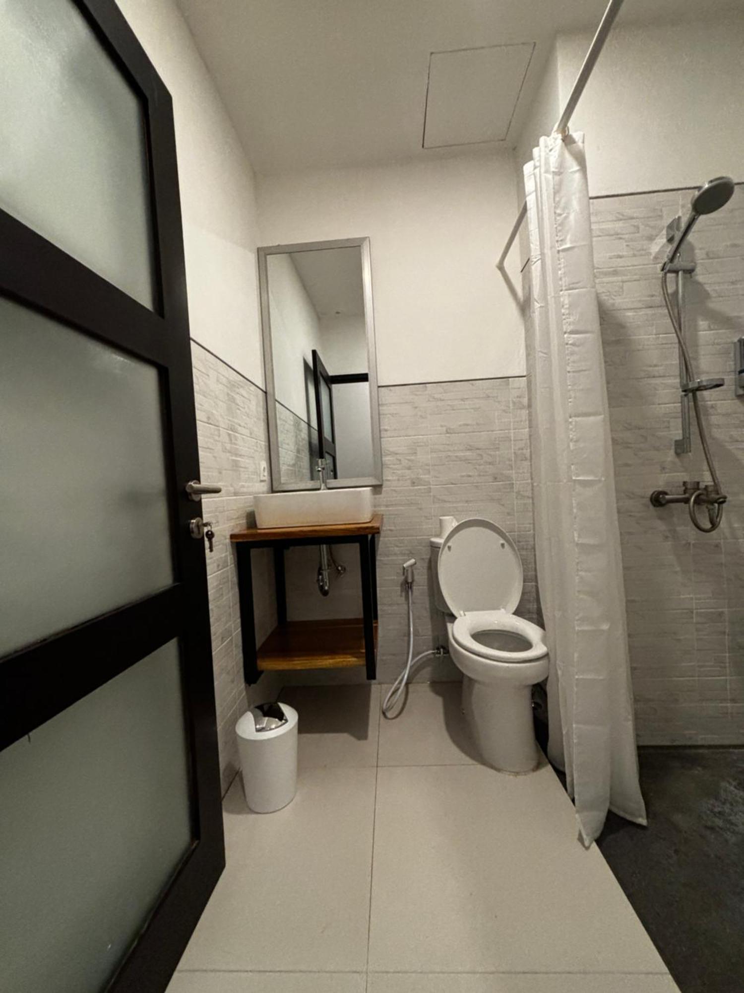 Christika Homestay Labuan Bajo Εξωτερικό φωτογραφία