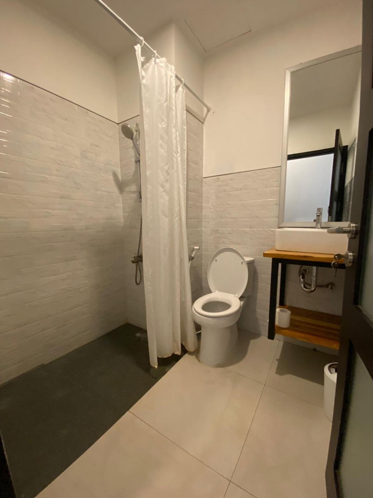 Christika Homestay Labuan Bajo Εξωτερικό φωτογραφία